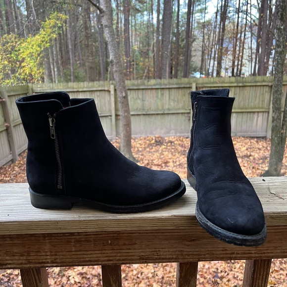 Frye Shoes - FRYE Natalie Double Zip Bootie Boot size 7
